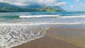 Beach nearby - Waipouli Beach Resort Exquisite Ocean Front Condo in Oceanfront "H" Building (Kapaa)