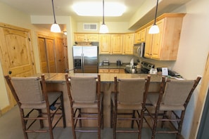 Fridge, microwave, oven, dishwasher