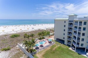 Unclassified image, 3 of 44, button