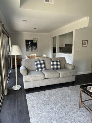 Uklassifisert bilde, 2 av 37, knapp