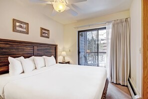 1 غرفة نوم ومكواة/لوح كي وواي فاي وملاءات أسرّة