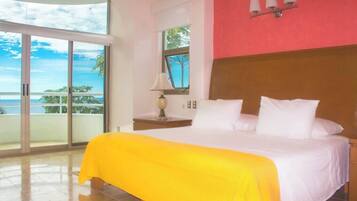 7 bedrooms, desk, iron/ironing board, WiFi