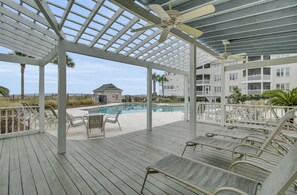 Pool - 103 H Tidewater by AvantStay | Walk to Beach | Community Pool (Isle of Palms)