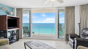 Smart-TV, DVD-Player, Stereoanlage