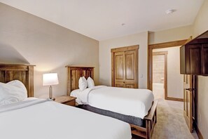 2 bedrooms, iron/ironing board, travel crib, WiFi