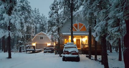 Gateway Cottage ~ Williams / Grand Canyon / Flagstaff ☆ Uudet hinnat 199 $ 199/209 YÖN