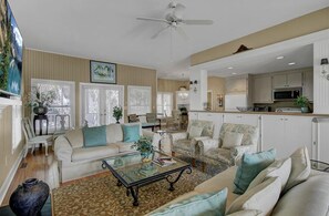 智能电视、壁炉