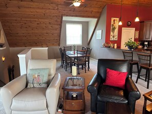 Älytelevisio, takka, DVD-soitin, stereot