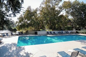 Uklassifisert bilde, 3 av 49, knapp