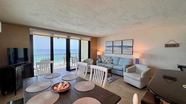 Smart TV, DVD player