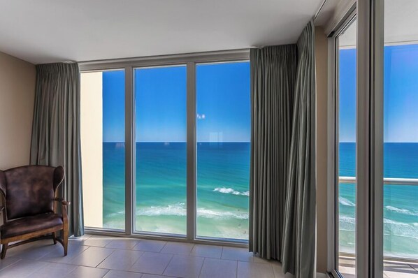 Unclassified image, 1 of 28, button