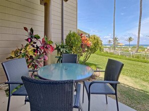 Outdoor dining - Peaceful Paradise! Spacious Condo, Full Kitchen, Wifi, Flat Screens-Kaha Lani 108 (LIHUE)