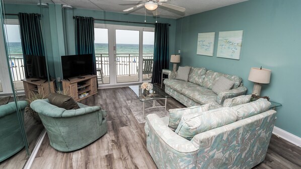 Smart TV, DVD player