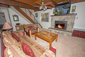 TV, fireplace, DVD player