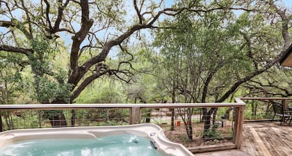 Retiro relajante Creek Side con Jacuzzi privado le espera-Arroyo
