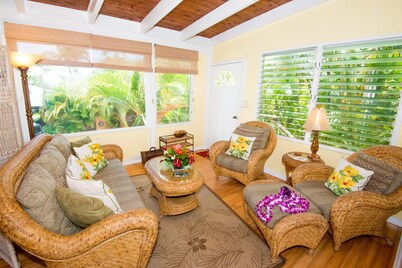 Wailua Riverside Cottage - TVNC #1293  AC and Kayaks!