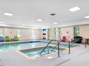 Piscina coperta, una piscina riscaldata