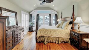 Unclassified image, 3 of 42, button - 5 32nd Avenue by AvantStay | Gourmet Kitchen | Pool | Balconies (Isle Of Palms)