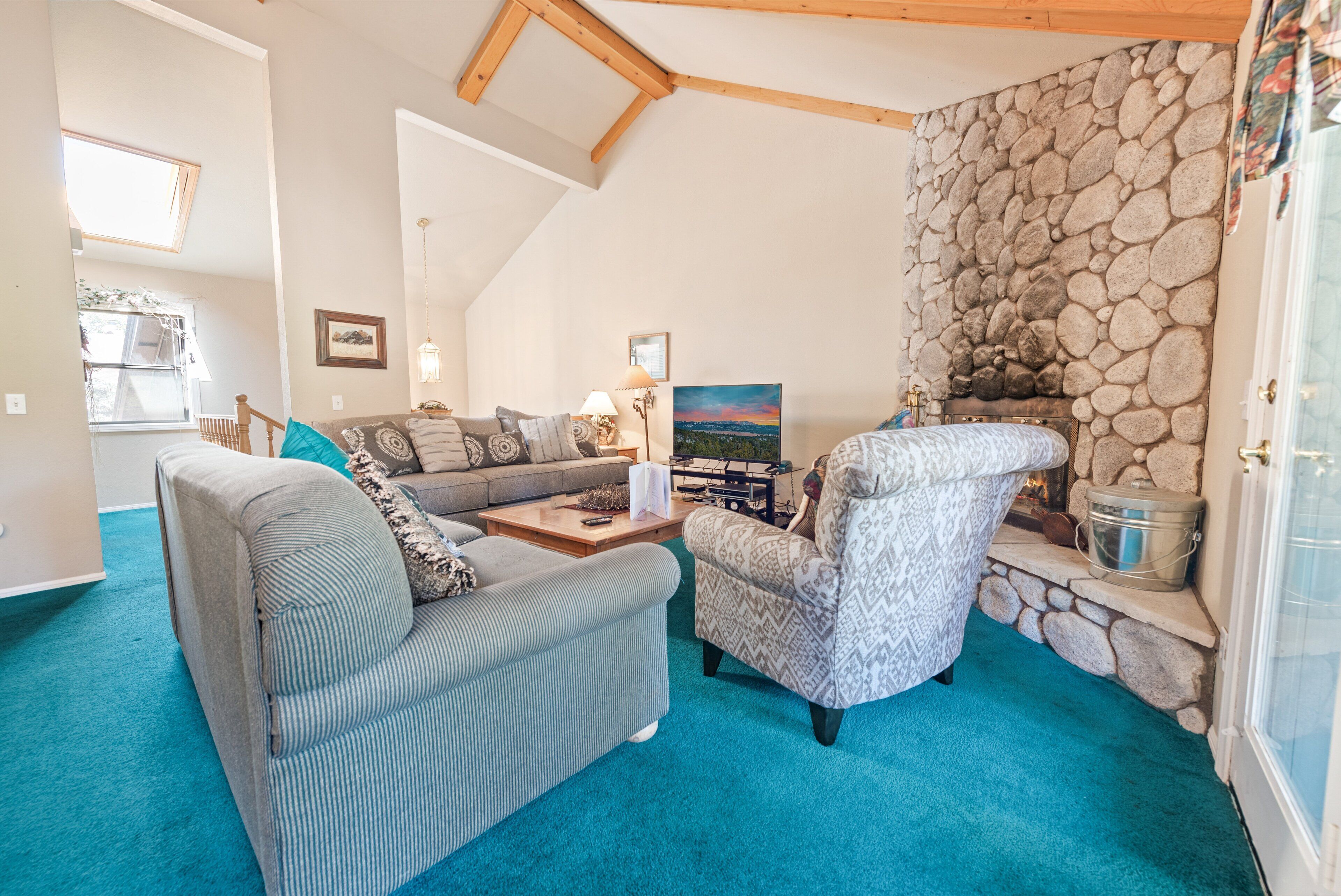 TV, fireplace, DVD player