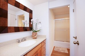 Hair dryer, towels