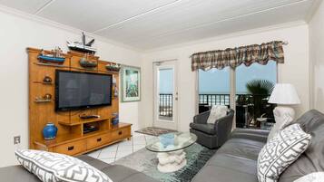 Een televisie en een dvd-speler