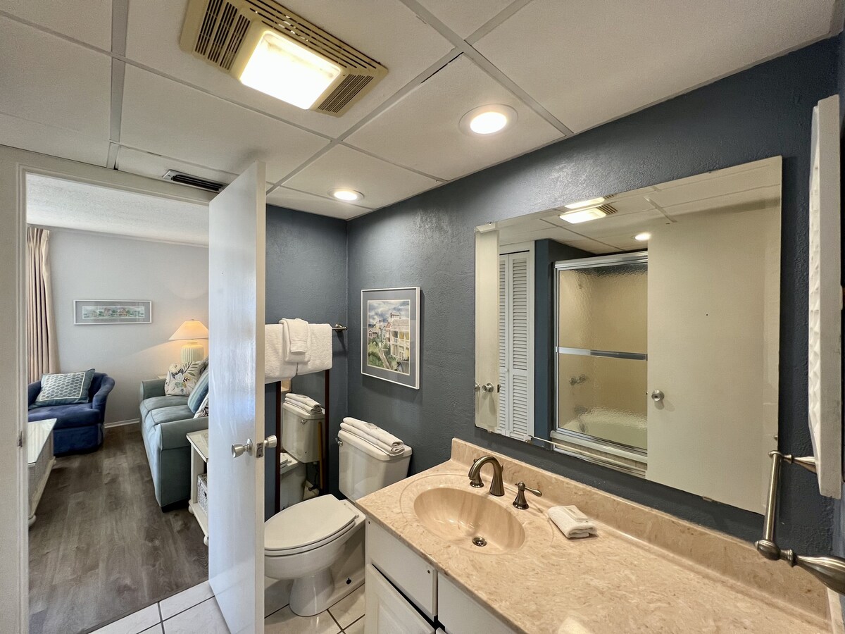 Photo 8 of Condo #2044 is a 1 Bedroom on the Canal