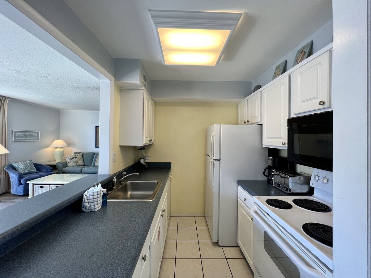 Photo 3 of Condo #2044 is a 1 Bedroom on the Canal