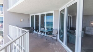 Outdoor dining - E904 3 Gulf-front pools, Stunning Beach View, Tennis Courts (Panama City Beach)