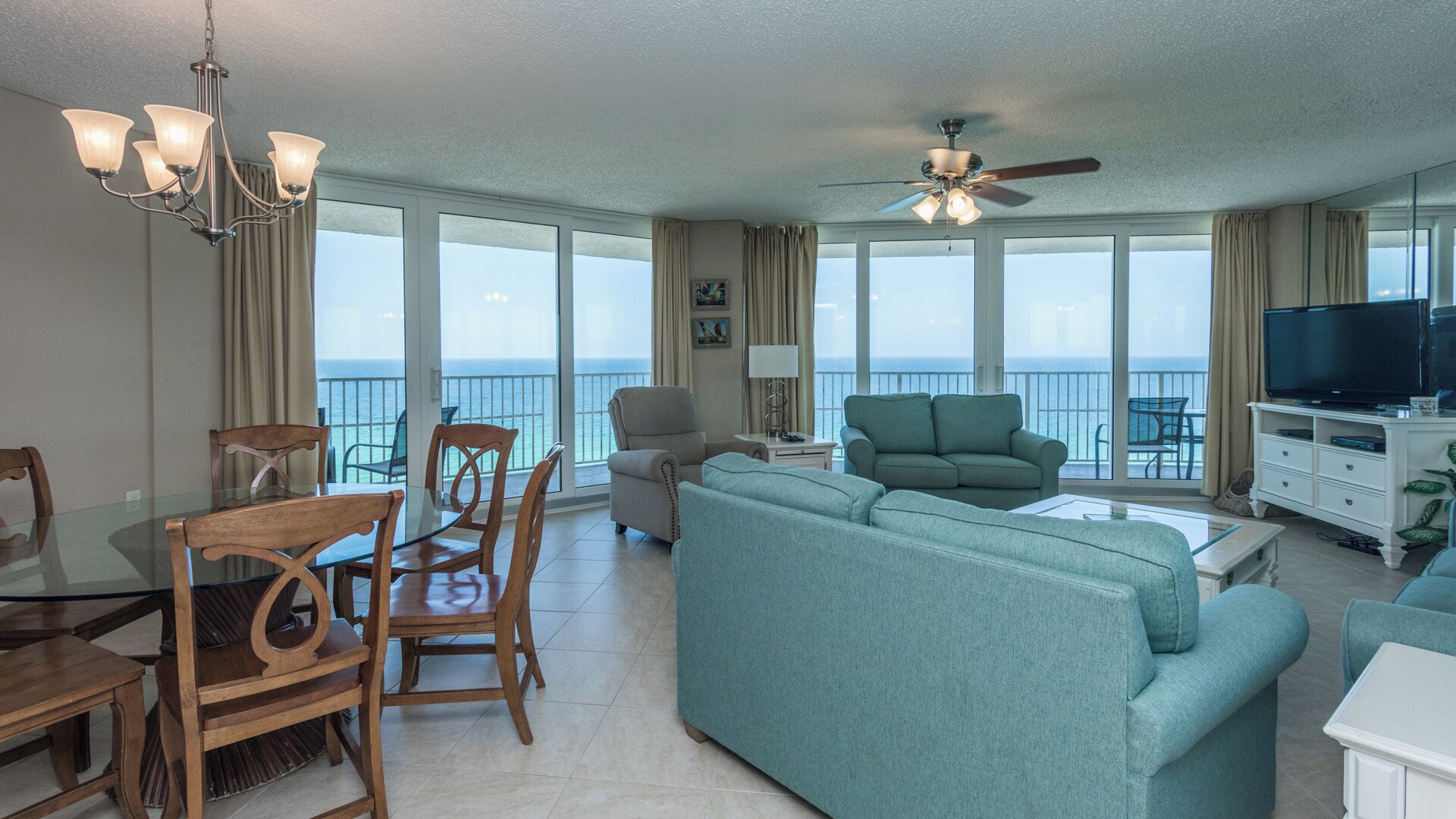 TV connectée, lecteur de DVD, espaces bureaux, imprimantes