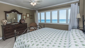 3 bedrooms, Internet, bed sheets - D501 Private Covered Parking addition rental $50 a week (Panama City Beach)