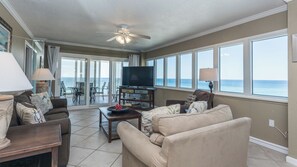 Smart TV, DVD player, stereo, offices