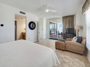 4 habitaciones, tabla de planchar con plancha y wifi gratis 