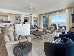 TV - Coastal Castle. 4 Bedroom Gulf Front condo. (Navarre Beach)