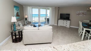 Smart TV, DVD player