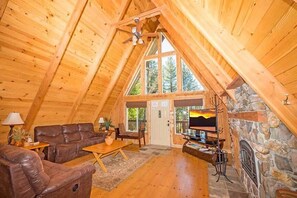 TV, fireplace, DVD player