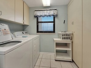 Interior - Song of the Sea 2 bed 2 bath (Navarre Beach)