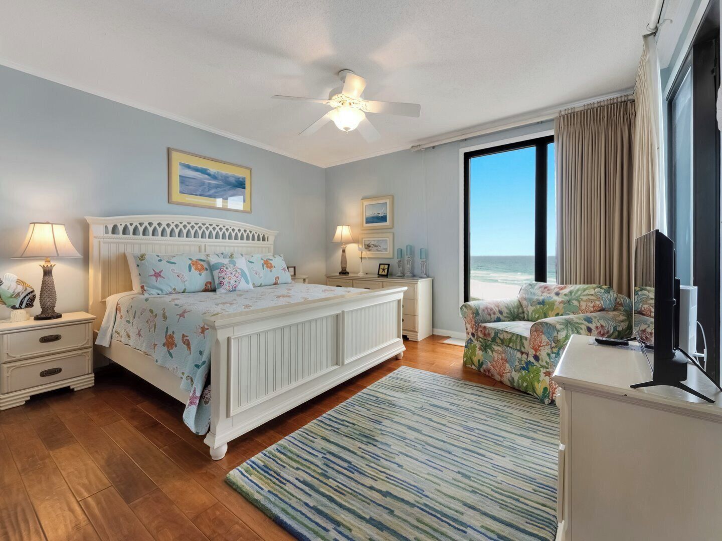 2 bedrooms, iron/ironing board, free WiFi