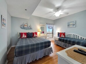 2 bedrooms, iron/ironing board, free WiFi - Song of the Sea 2 bed 2 bath (Navarre Beach)