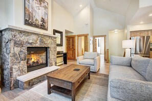 TV, fireplace, DVD player, stereo