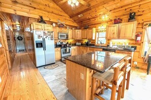 Fridge, oven, dishwasher, coffee/tea maker