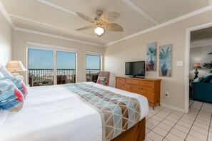 2 bedrooms, iron/ironing board, internet, bed sheets