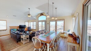 TV, video games, DVD player, books - Playing Hooky Ocean/Sound Views! Pool/Hot tub Game rm PETS allowed 4x4 beach (Carova)
