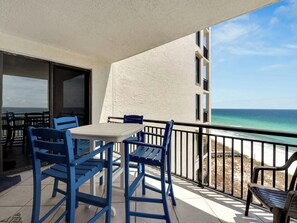 Unclassified image, 5 of 31, button