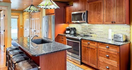 Townhome E3 - 4th Lake