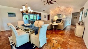 Interior - Love the beach, shelling, biking and birding? Get back to nature on Sanibel Island with this dog-friendly home. (Sanibel)