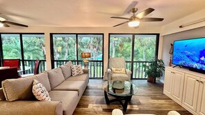 TV, fireplace, offices - Love the beach, shelling, biking and birding? Get back to nature on Sanibel Island with this dog-friendly home. (Sanibel)