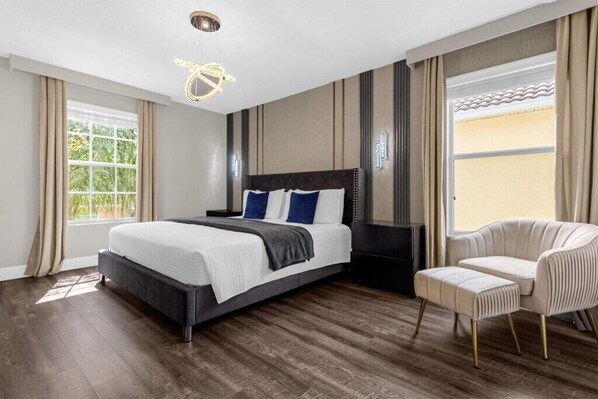 6 bedrooms, iron/ironing board, WiFi, bed sheets