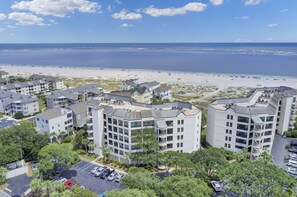 Exterior - 307 Summerhouse by AvantStay | Oceanfront, View, Shared Pool (Isle of Palms)