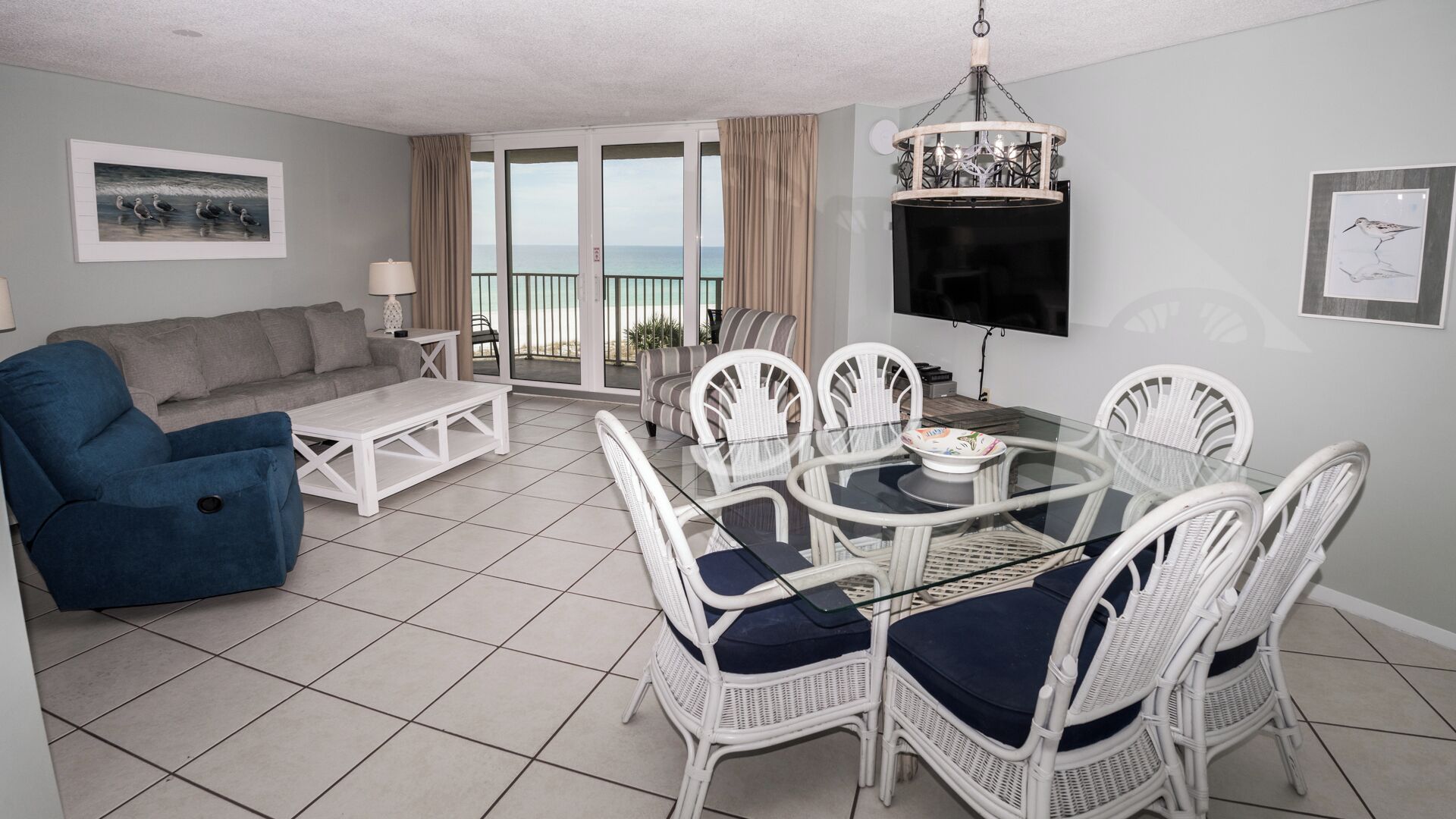 TV connectée, lecteur de DVD, espaces bureaux, imprimantes