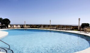 Pool - 512 Seascape by AvantStay | Oceanfront Condo on the Beach, Community Pool Access (Isle of Palms)